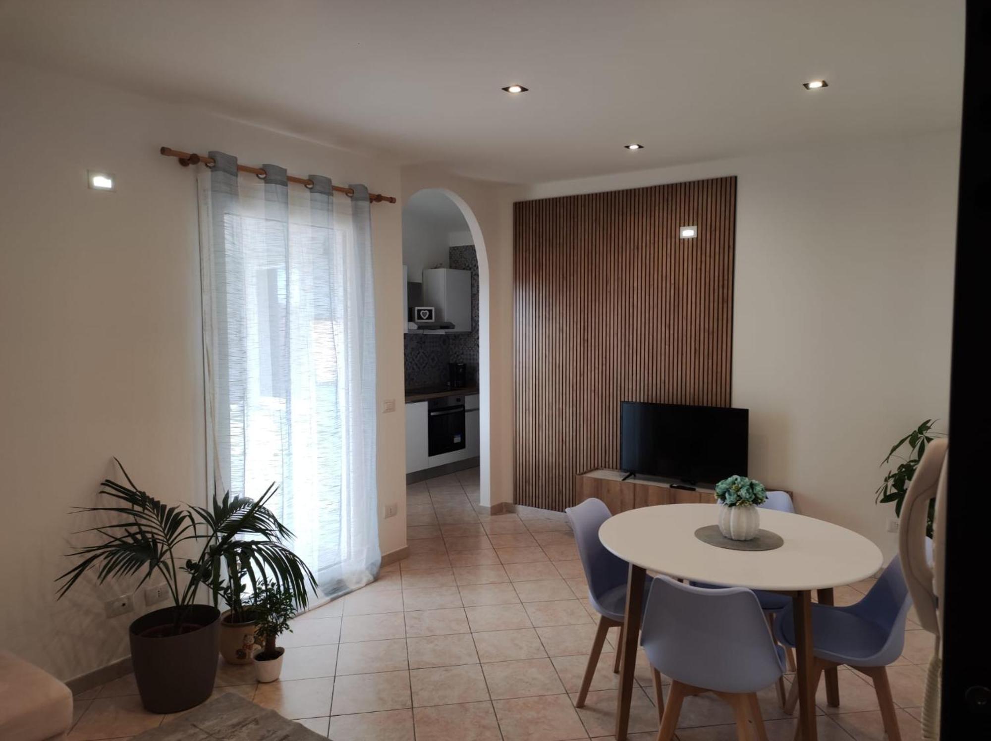 Casa Vacanza Da Chicco E Dani Nurachi Bagian luar foto